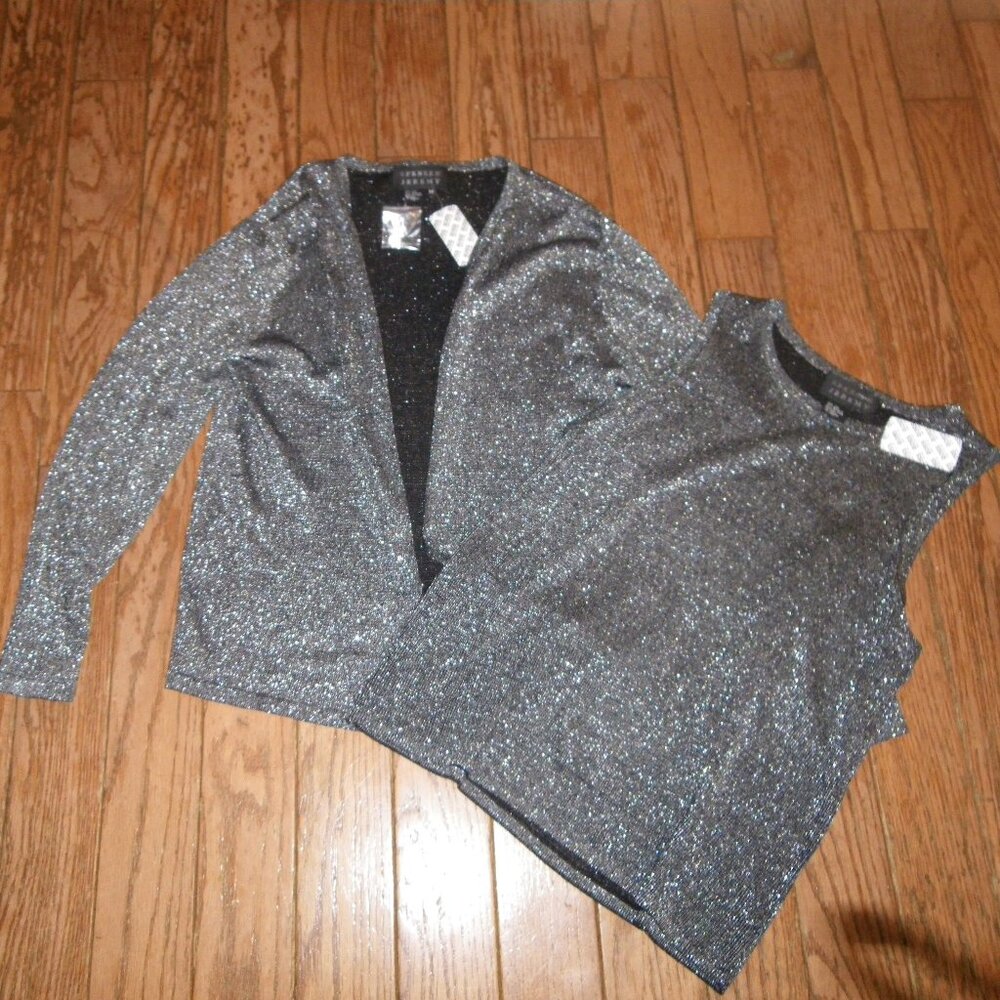 Women's 2 Piece Silk Blend Knit Set Sleeveless Top & Cardigan Style Sparkly Top